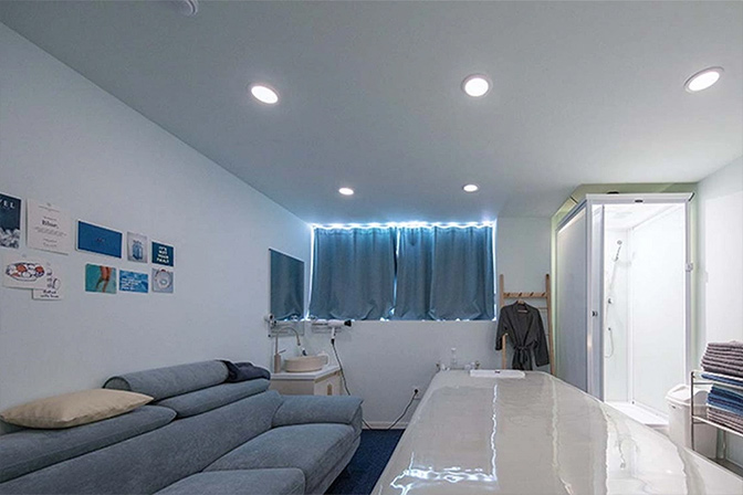 미드나잇-스웨디시-관리실-내부