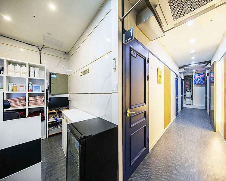 라운지-스웨디시-내부인테리어.jpg