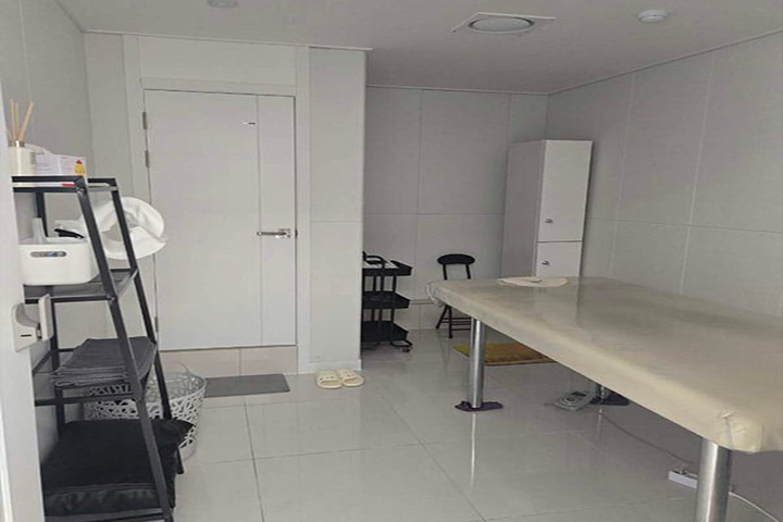 광명-원탑스웨디시-관리실내부