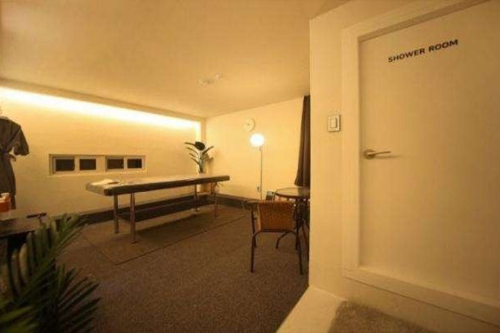 강남-하이앤드-관리실내-개인샤워실