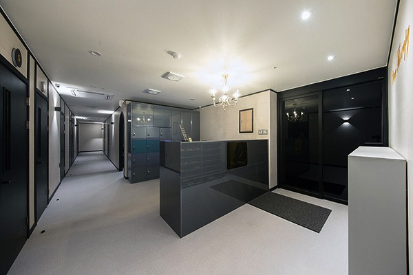 영통역 뷰테라피 샵 매장실사02.jpg