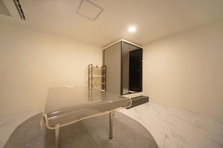 부천 상동 청담더데이 관리실 샤워시설.webp